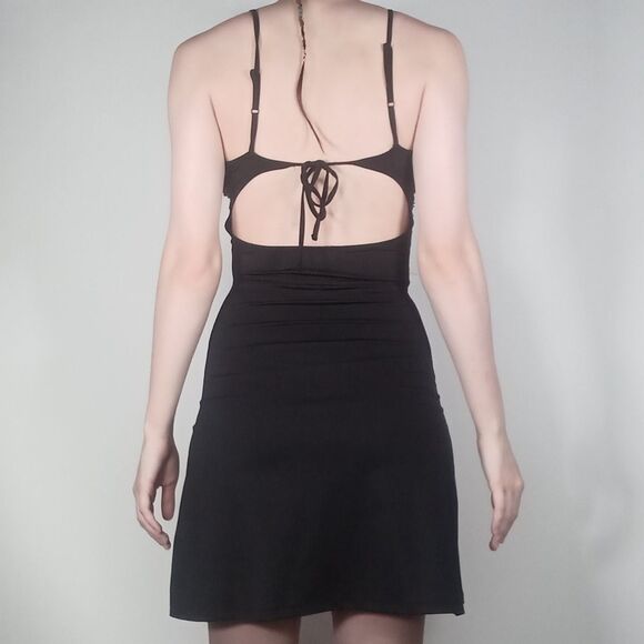 Sparkly Sequins Fitted Backless Mini Dress - Picture 3 of 13